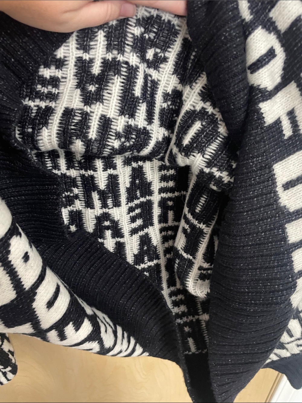 🖤 H&M Dreams of Dreams Graphic Sweater 🖤 XL - Picture 10 of 10